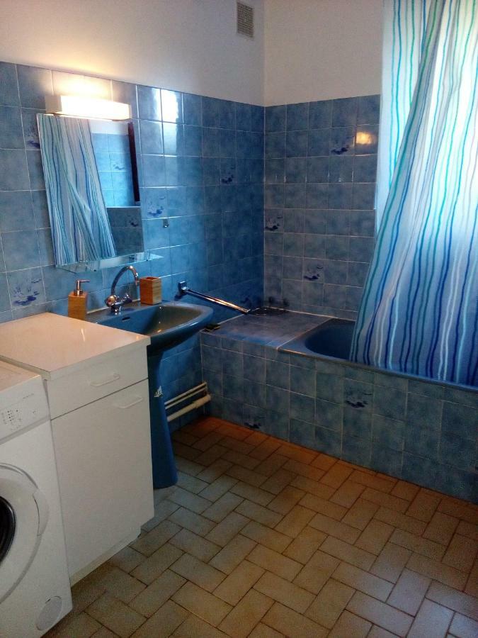 Gite Les Chaumeix Prondines Exterior photo